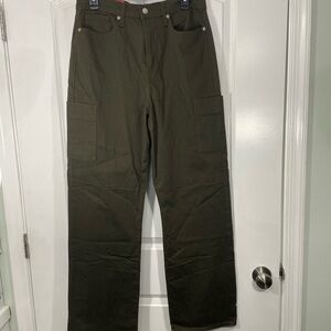 Levi's Women’s Dark Olive Cargo Pants Size 12 CB-115